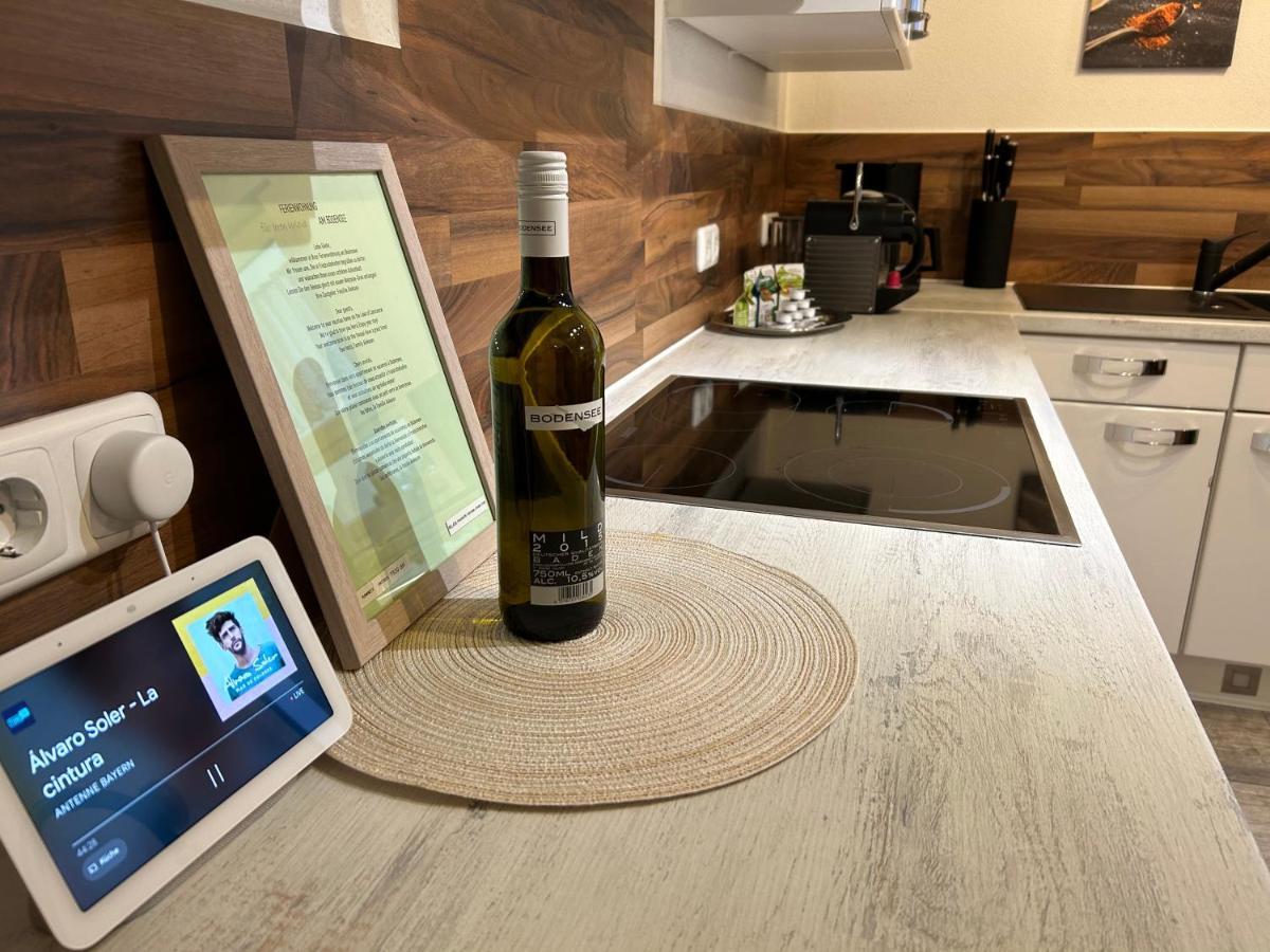 Ferienwohnung Am Bodensee- Zentrale Lage, Free Parking And Wifi, 109 M2, Privater Garten, 7 Gaeste, 2X Kingsize Boxspringbett, Familienfreundlich ฟรีดริชส์ฮาเฟน ภายนอก รูปภาพ